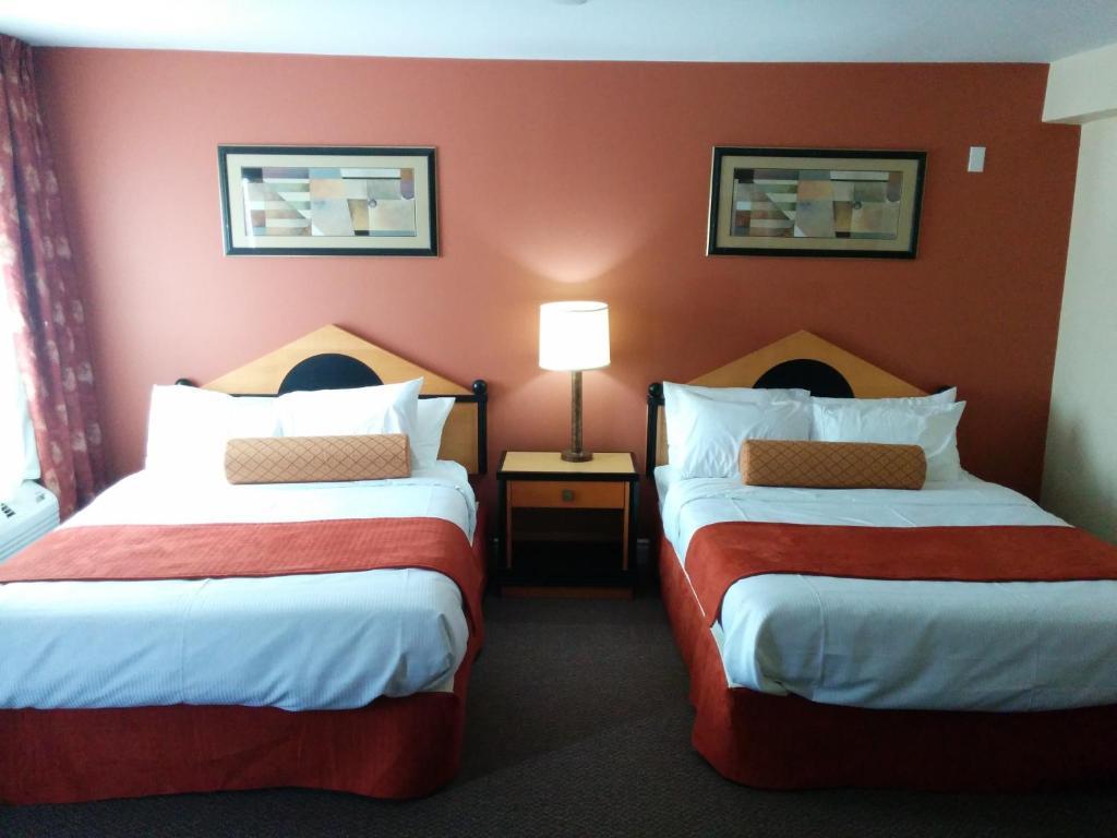 Knights Inn Orangeville Room photo